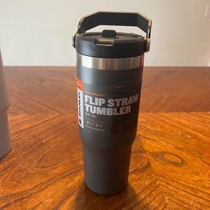 STANLEY CUP flip straw tumbler. 30 oz